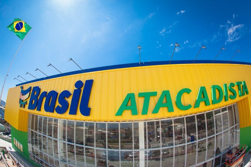 inauguracão de supermercado