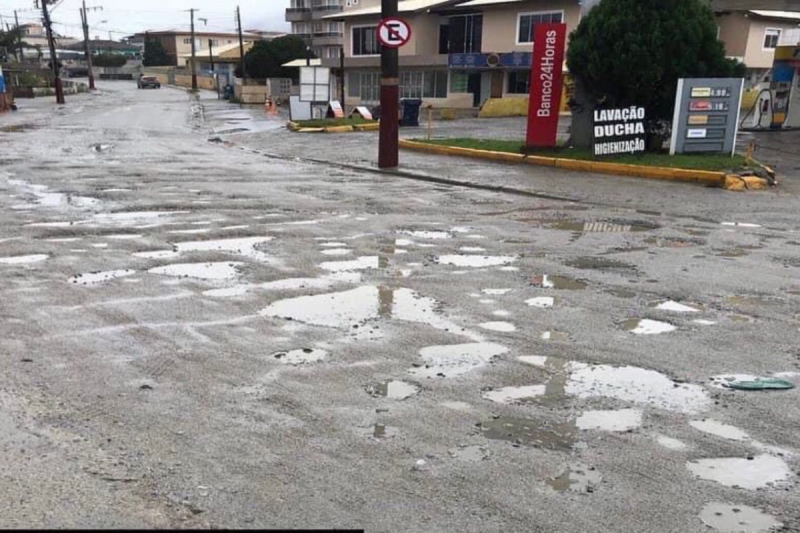 Moradores pedem melhorias na Estrada Vereador Onildo Lemos, no Santinho – Foto: Gabriel Lemos/Divulga&ccedil;&atilde;o/ND
