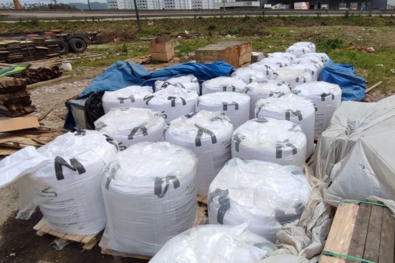 A shipment of polycarbonate was stolen from a company in Araquari – Photo: Civil Police/Disclosure