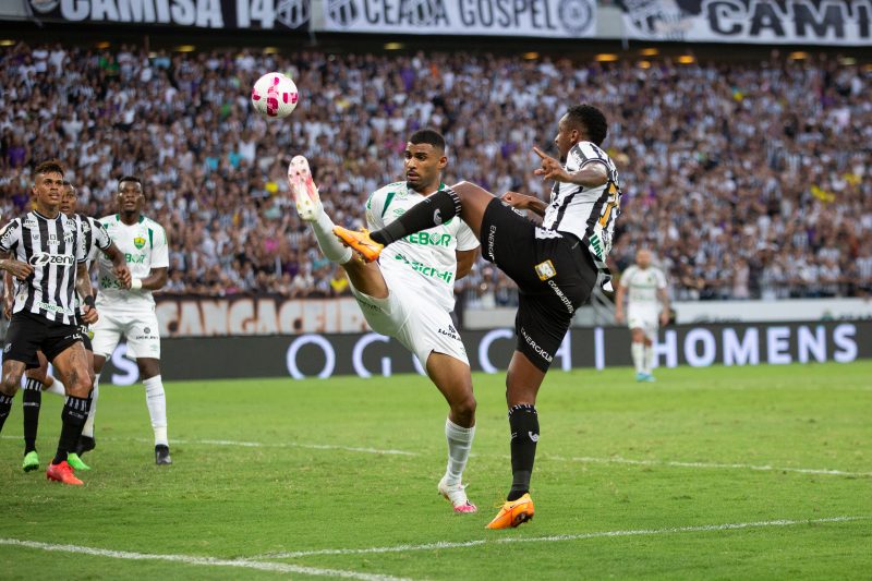 Confusão interrompeu partida entre Ceará x Cuiabá 