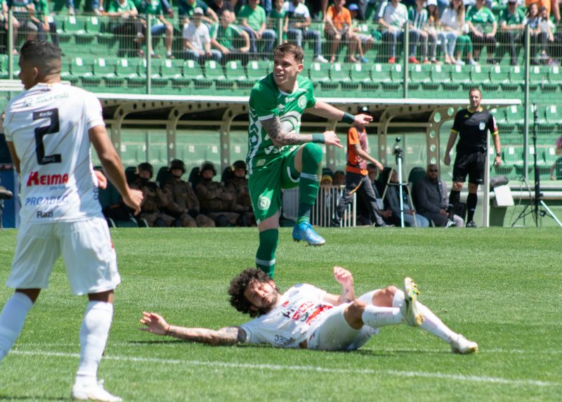 Verd&atilde;o chegou a sair na frente, mas sofreu o empate na sequ&ecirc;ncia – Foto: Tiago Meneghini | ACF | ND