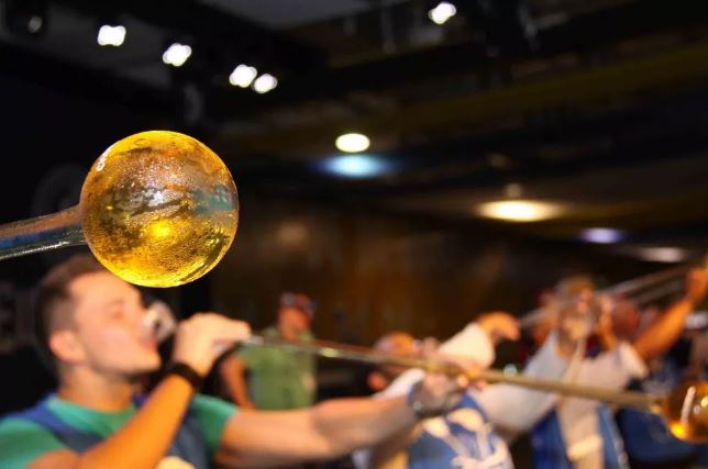 Chope em metro est&aacute; de volta na Oktoberfest a partir desta quinta-feira (6) – Foto: Marcelo Martins/Divulga&ccedil;&atilde;o/ND