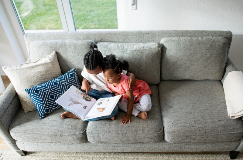 Sobre a quest&atilde;o da diversidade, artistas e escritores vem se aprimorando ao longo dos anos – Foto: @alyssasieb/Nappy/Divulga&ccedil;&atilde;o/ND