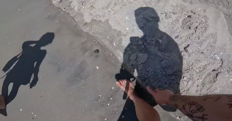 Degrau na Praia Central de Balne&aacute;rio Cambori&uacute; continua – Foto: Reprodu&ccedil;&atilde;o