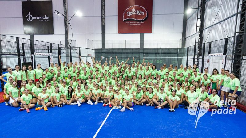 Atletas reunidas em uma das etapas do TPM, torneio de P&aacute;del – Foto: Delta Padel/Divulga&ccedil;&atilde;o/ND