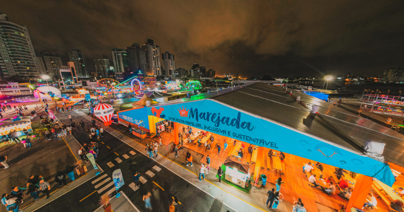Imagens a&eacute;reas registram a maior festa do pescado do Brasil – Foto: Luis Debiasi/@Sou Bem Itaja&iacute;