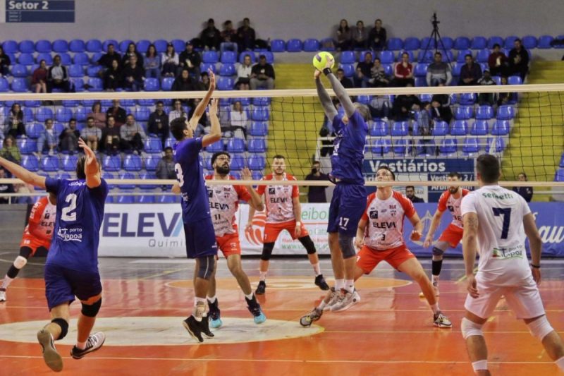 Equipe era a advers&aacute;ria do Joinville V&ocirc;lei na estreia, mas desistiu da competi&ccedil;&atilde;o – Foto: Daniel Mafra/Divulga&ccedil;&atilde;o