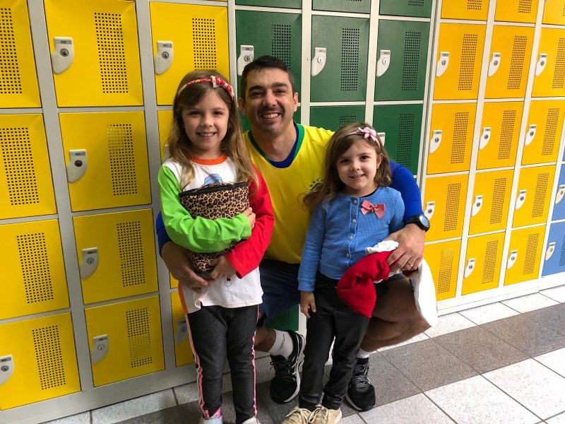 Rodrigo Altair esteve acompanhado de suas duas filha, Maria Luiza e B&aacute;rbara – Foto: Ada Bahl/ND