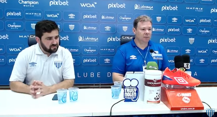 J&uacute;lio Heerdt e Bruno Comicholi acreditam na manuten&ccedil;&atilde;o da equipe na S&eacute;rie A – Foto: TV Ava&iacute;/reprodu&ccedil;&atilde;o/ND