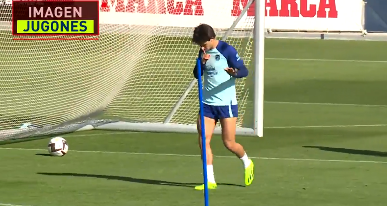 Jo&atilde;o F&eacute;lix ironiza Simeone durante treino – Foto: Reprodu&ccedil;&atilde;o Twitter