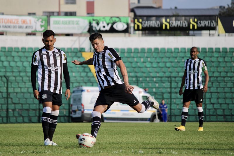 Figueirense não saiu do zero contra o Carlos Renaux