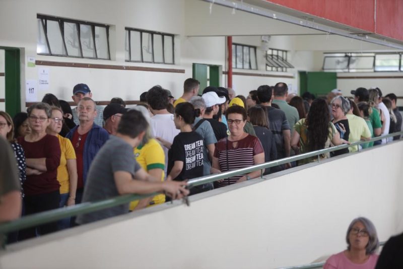 muita fila em Joinville