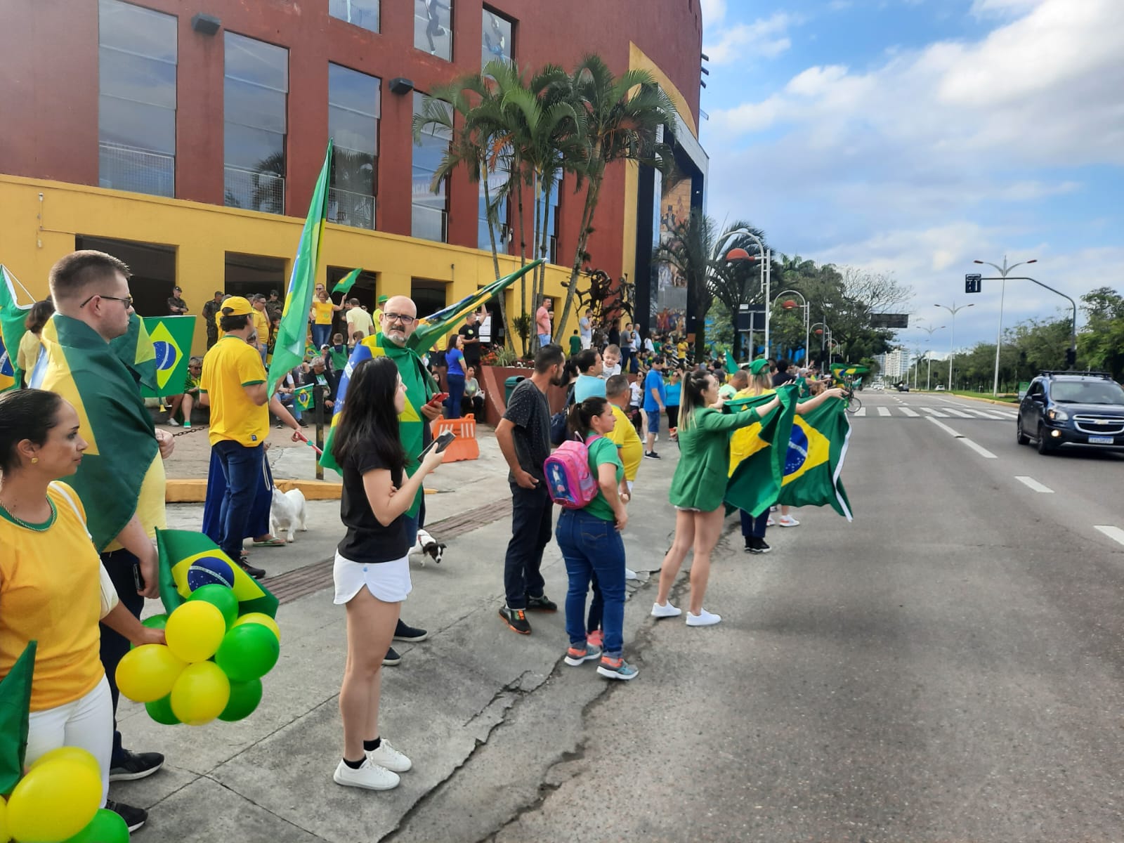 Vídeo mostra carreata em 2022, não recepção a Bolsonaro