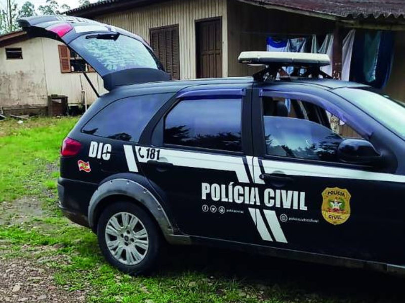 Homem é preso após agredir esposa transexual em SC &#8211; Foto: Polícia Civil/Divulgação/ND