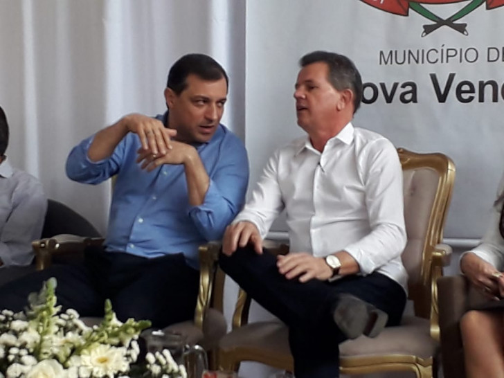 O governador Carlos Mois&eacute;s teve o apoio inclusive de prefeitos que tinha candidatos de seu partidos na majorit&aacute;ria. – Foto: Divulga&ccedil;&atilde;o/ND