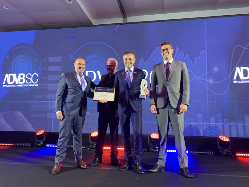 Empres&aacute;rio recebeu o pr&ecirc;mio Personalidade de Vendas 2022 – Foto: Shara Alencar/Reprodu&ccedil;&atilde;o/ND