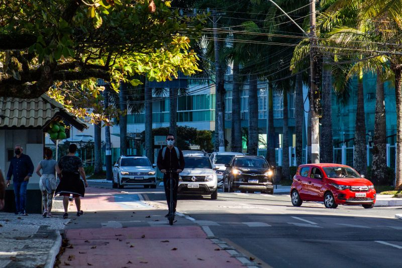 Ruas de Balne&aacute;rio Cambori&uacute; come&ccedil;am a ser interditadas para o segundo turno – Foto: Bruno Golembiewski/ND
