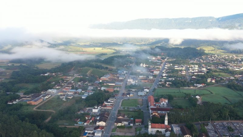 Com pouco mais de 8 mil habitantes, a cidade investe em infraestrutura completa para oferecer diversidade para os turistas&nbsp;– Foto: Prefeitura de Ascurra/Divulga&ccedil;&atilde;o