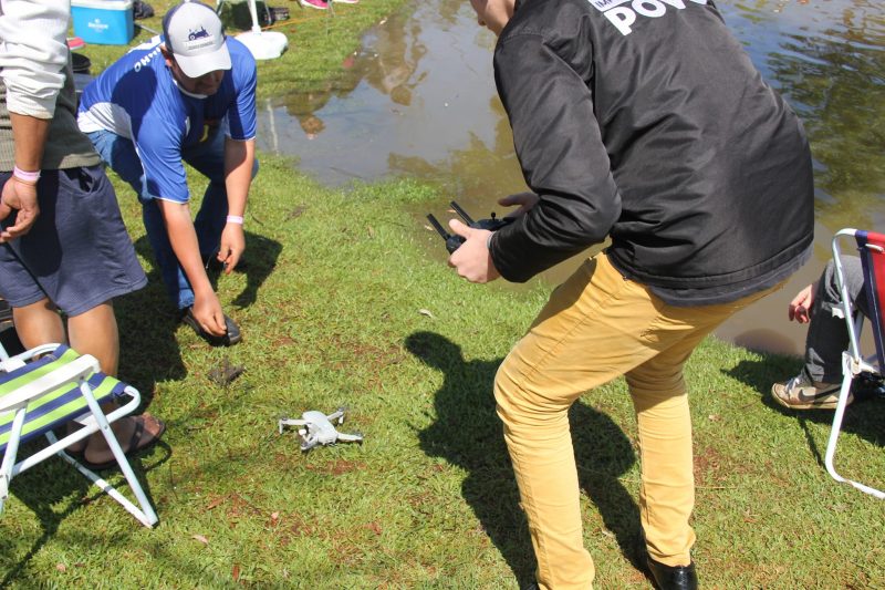 Drone ficou preso a uma linha de pesca – Foto: Imprensa do Povo/Reprodu&ccedil;&atilde;o/ND