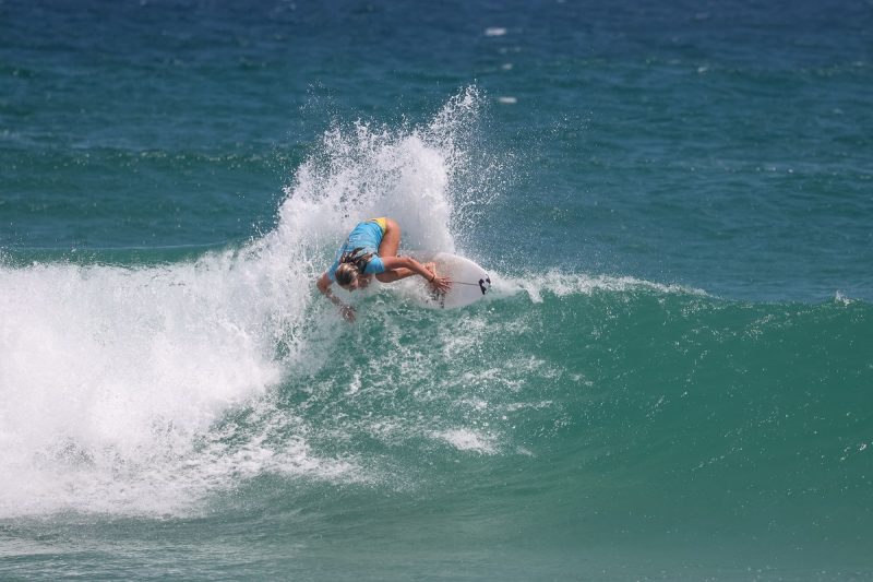 Isabelle Nalu subiu para o segundo lugar no ranking com a classifica&ccedil;&atilde;o – Foto: Daniel Smorigo / 213 Sports