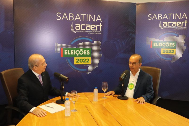 Jorginho Mello em sabatina na Acaert – Foto: Acaert/Reprodu&ccedil;&atilde;o/Facebook