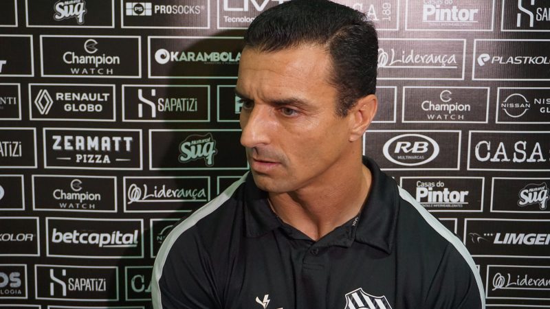 Júnior Rocha lamentou chances perdidas pelo Figueirense