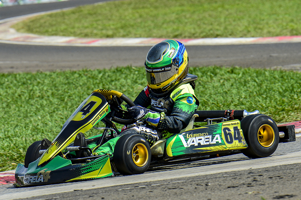 Piloto de Blumenau (SC) é o primeiro colocado no campeonato da