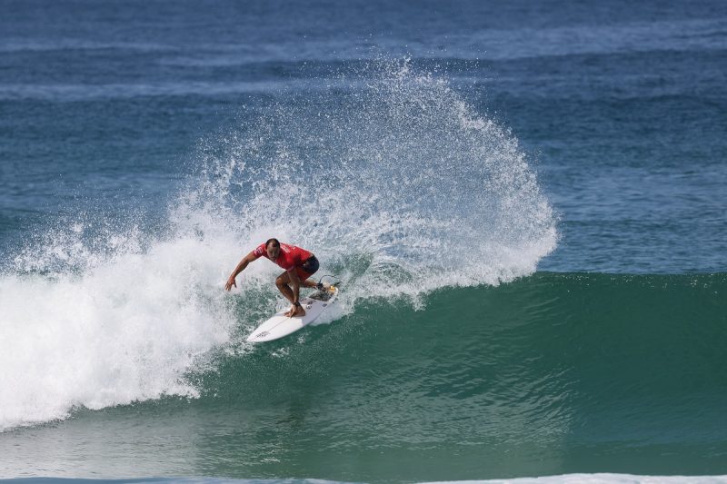 WSL Saquarema: Luel Felipe venceu as duas baterias que disputou no primeiro dia de disputas – Foto: Daniel Smorigo / 213 Sports