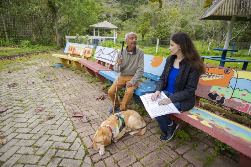 O objetivo é apresentar novas possibilidade às pessoas cegas, instigando o desenvolvimento dos outros sentidos