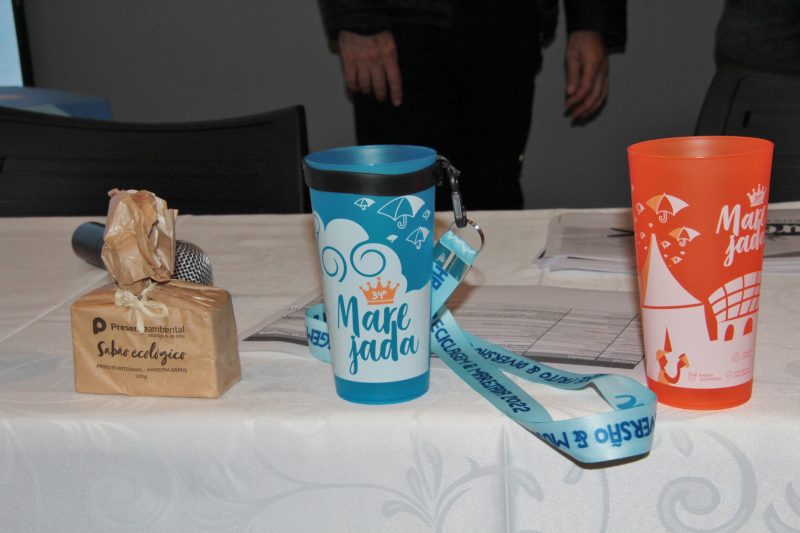 Tradicionais copos sustent&aacute;veis v&atilde;o continuar dispon&iacute;veis na festa – Foto: Prefeitura de Itaja&iacute;/Divulga&ccedil;&atilde;o/ND
