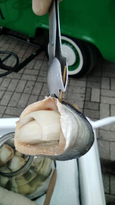 O rollmops surge como novidade na festa, mas n&atilde;o deixa de ser tradicional na cidade – Foto: Miguel Bruch/ND