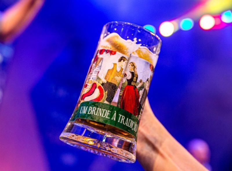 Oktoberfest come&ccedil;a nesta quarta-feira (5) – Foto: Divulga&ccedil;&atilde;o/Oktoberfest Blumenau/ND