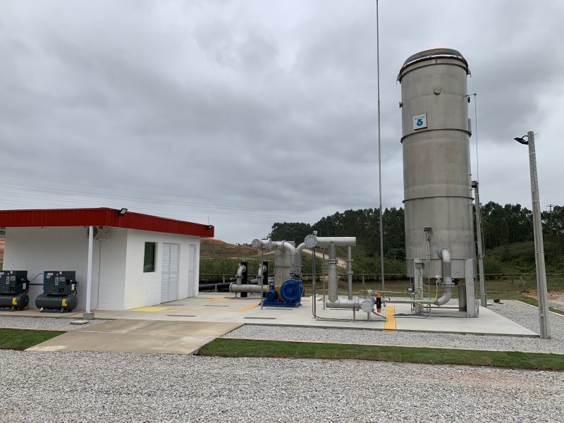 O projeto faz parte de um plano estrat&eacute;gico robusto da Veolia no Brasil, que &eacute; transformar os centros de gerenciamento de res&iacute;duos em Parques Tecnol&oacute;gicos Ambientais – Foto: Planta de capta&ccedil;&atilde;o e queima do biog&aacute;s no CGR Brusque
