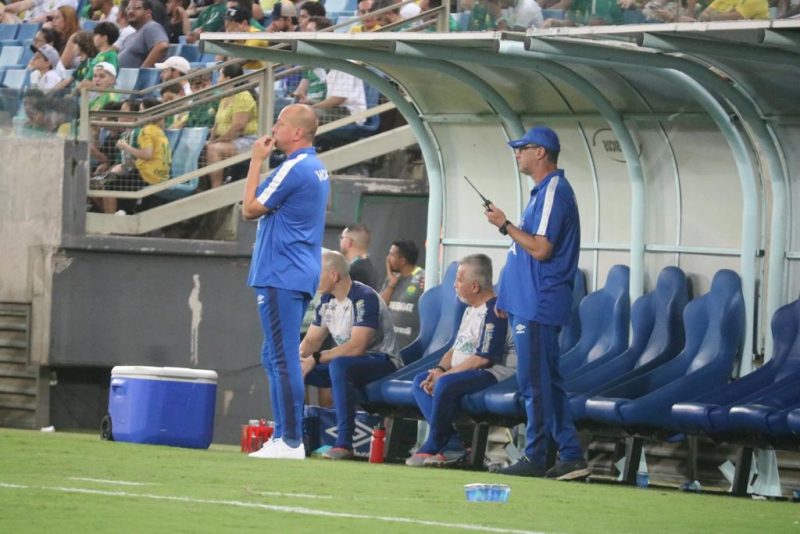 Marquinhos Santos e Fabr&iacute;cio Bento assumiram a equipe ap&oacute;s a sa&iacute;da do Lisca – Foto: Rafael Xavier/Ava&iacute; FC/Divulga&ccedil;&atilde;o/ND