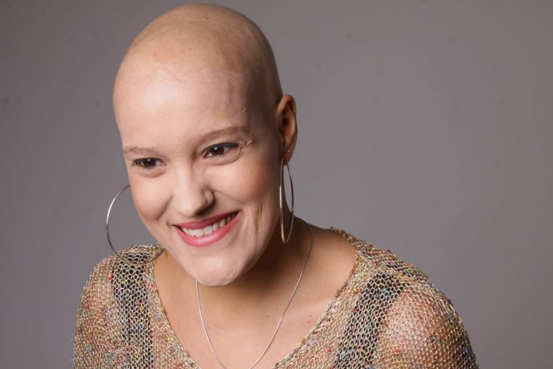 O registro &eacute; de Tielle ainda na &eacute;poca do tratamento; curada, ela vai representar a Amucc no desafio – Foto: DIvulga&ccedil;&atilde;o/ND