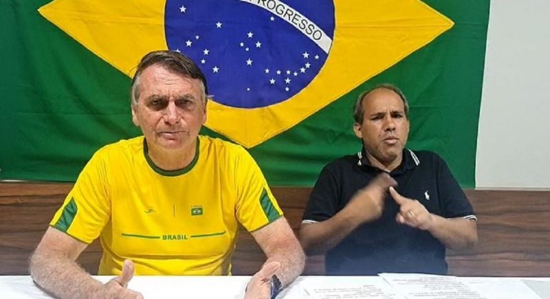 Jair Bolsonaro pediu mais votos de eleitores at&eacute; domingo (30) – Foto: Youtube / Reprodu&ccedil;&atilde;o
