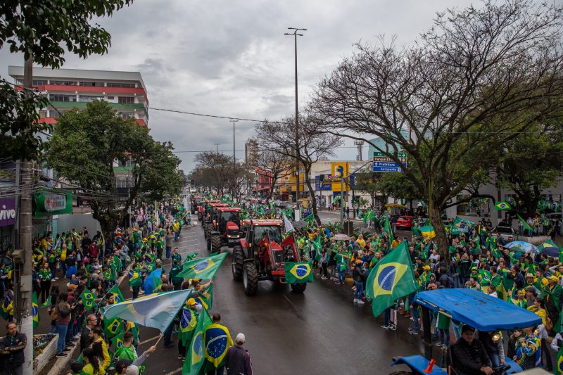 Com&iacute;cio pr&oacute;-Bolsonaro em Chapec&oacute; – Foto: Prefeitura de Chapec&oacute;/ND