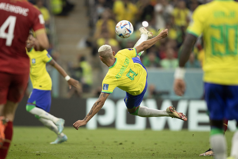 No gol de Richarlison, um torcedor - Doentes por Futebol