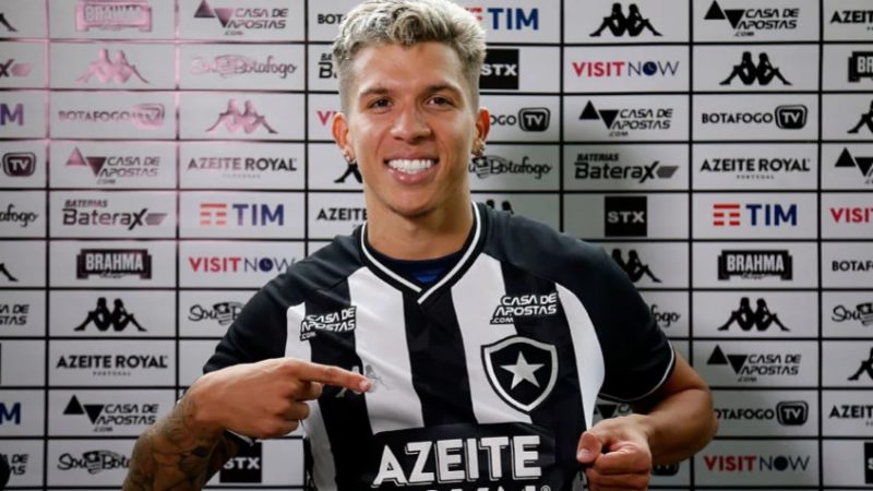 Bruno Naz&aacute;rio tem passagem pelo Botafogo – Foto: V&iacute;tor Silva/Botafogo/ND