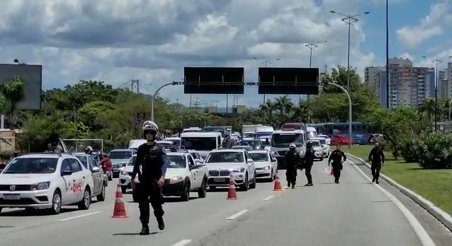 Acidente deixa tr&acirc;nsito intenso na avenida Governador Gustavo Richard – Foto: GMF/Reprodu&ccedil;&atilde;o/ND