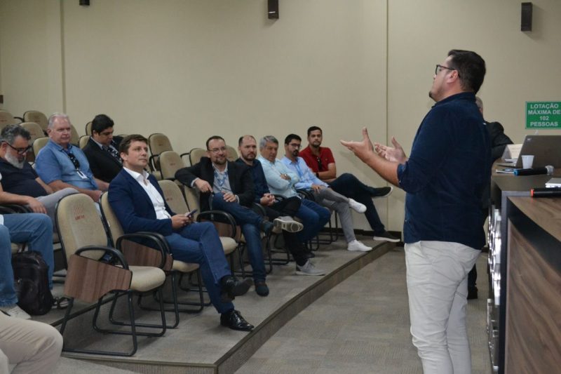 Prefeitos da AMFRI se reuniram com equipe t&eacute;cnica – Foto: Lyandra Machado/AMFRI/Reprodu&ccedil;&atilde;o/ND