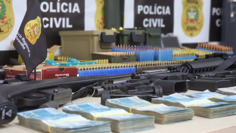 Objetos apreendidos na opera&ccedil;&atilde;o – Foto: Pol&iacute;cia Civil/ND