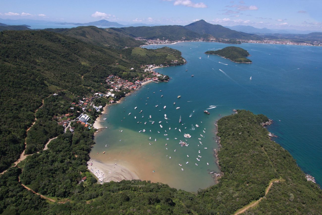 Porto Belo une natureza, turismo e gestão eficiente, destacando-se no cenário imobiliário nacional 1 Image 1 of 1
