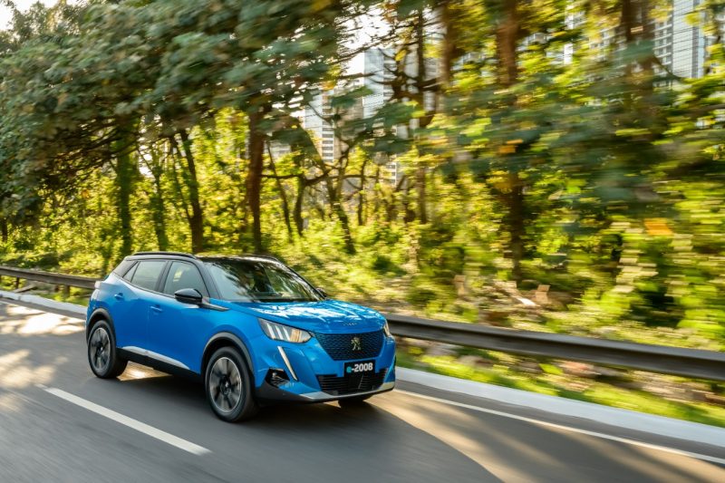 SUV el&eacute;trico Peugeot e-2008 GT chega ao pa&iacute;s para arrastar consumidores de outras marcas – Foto: Divulga&ccedil;&atilde;o/ND