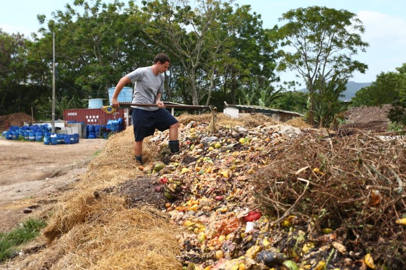 Durante a iniciativa, o munic&iacute;pio abordar&aacute; o programa Amplia&ccedil;&atilde;o e Fortalecimento das A&ccedil;&otilde;es de Compostagem no munic&iacute;pio de Florian&oacute;polis – Foto: Divulga&ccedil;&atilde;o