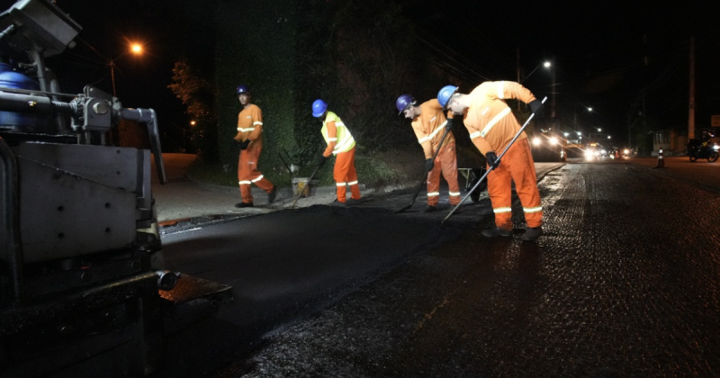 A restaura&ccedil;&atilde;o do sistema de drenagem que integra o pacote de obras que vai beneficiar o trecho municipalizado da SC-403 de 2,99 km que vai do Centrinho dos Ingleses at&eacute; o final da barreira das pistas. – Foto: PMF/Divulga&ccedil;&atilde;o/ND