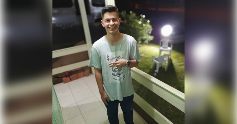 Jovem morre ap&oacute;s sofrer choque el&eacute;trico em Laguna – Foto: Redes sociais/Reprodu&ccedil;&atilde;o/ND