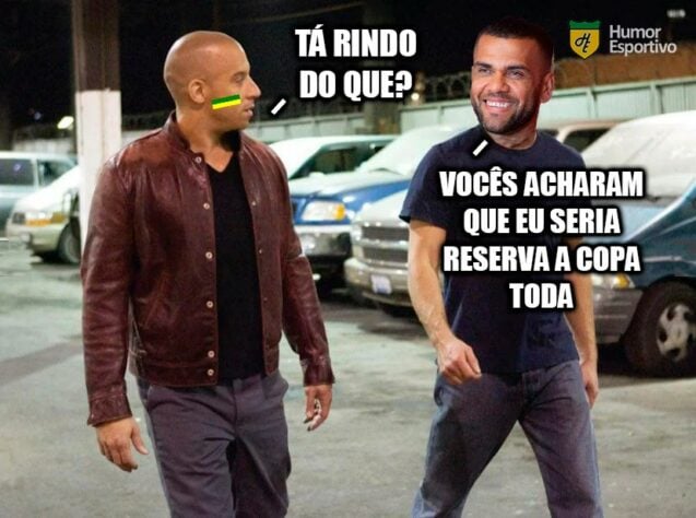 Daniel Alves deve jogar na vaga de Danilo e internautas j&aacute; partem para os memes – Foto: Reprodu&ccedil;&atilde;o