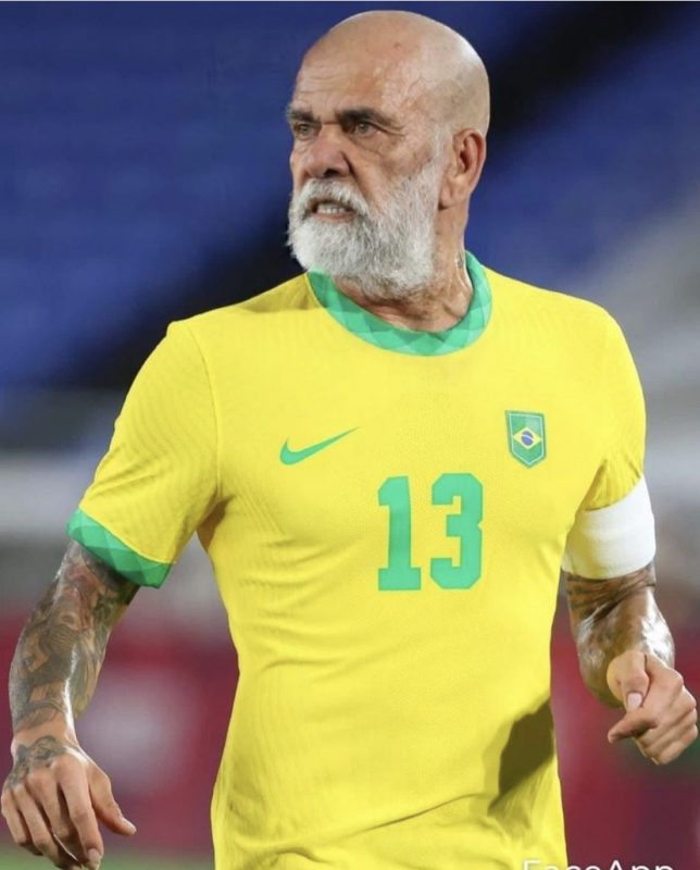 Daniel Alves deve jogar na vaga de Danilo e internautas j&aacute; partem para os memes – Foto: Reprodu&ccedil;&atilde;o