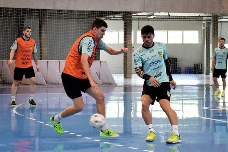 Jaragu&aacute; Futsal volta &agrave; quadra para o pen&uacute;ltimo jogo da fase classificat&oacute;ria do Estadual – Foto: Lucas Pavin/Jaragu&aacute; Futsal/Divulga&ccedil;&atilde;o/ND